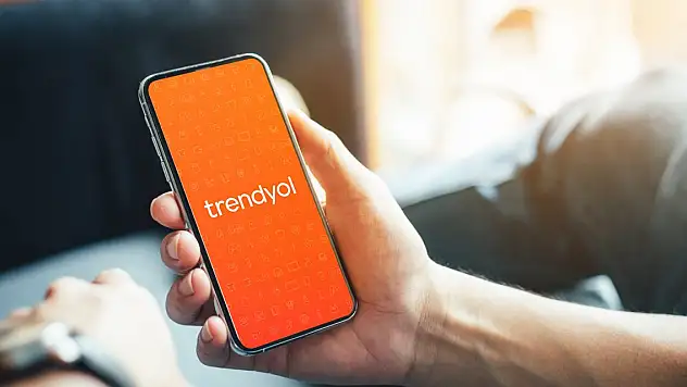 Trendyol, deprem bölgelerine 400 milyon TL'yi aşan destek sağladıklarını duyurdu