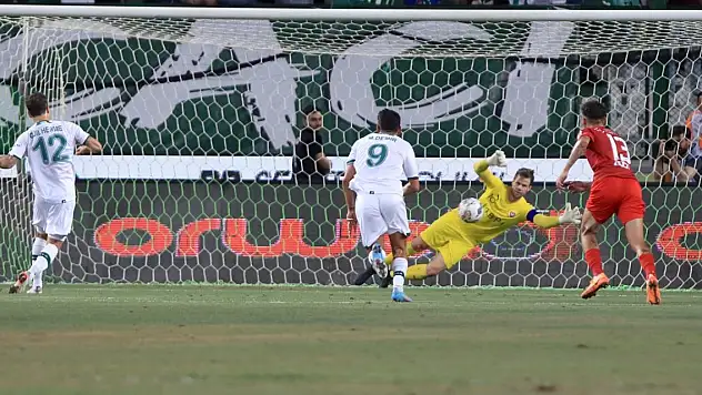 Türk takımlarının UEFA gelirleri açıklandı! Konyaspor ne kadar kazandı?