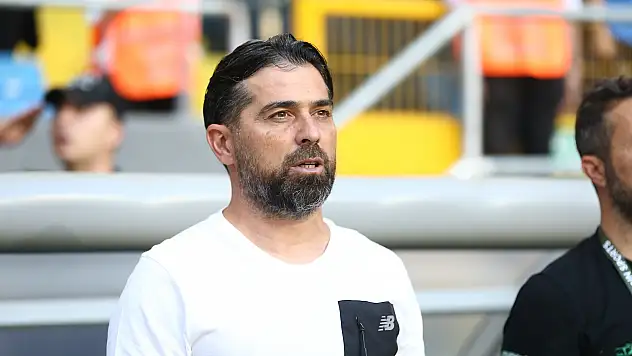 Konyaspor'da İlhan Palut ilk peşinde!