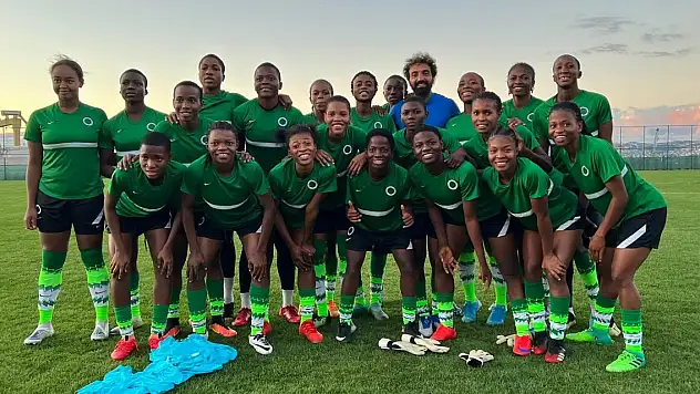 Büyük başarı!  Ödünç kramponlarla dünya 3.sü oldular