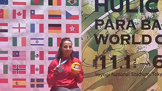 Torku Şekersporlu Emine Seçkin dünya ikincisi oldu