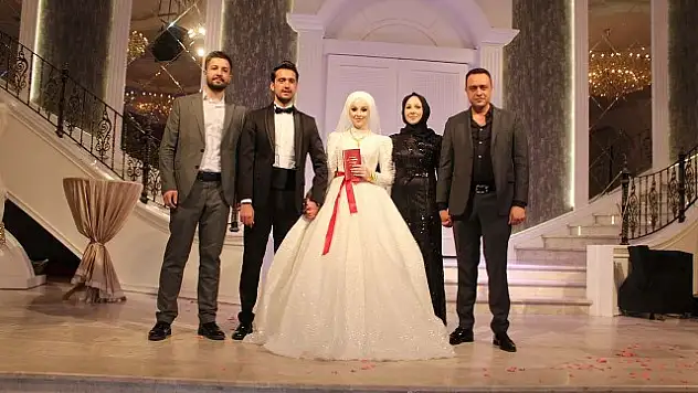 Sumak ailesi çifte mutluluk yaşadı