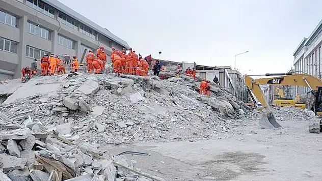 Van depreminde 2 meslektaşımızı kaybetmiştik