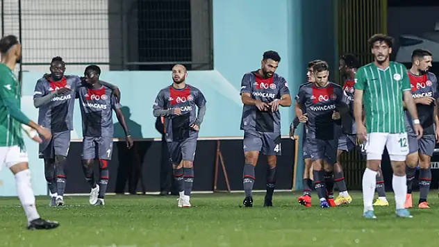 Fatih Karagümrük adını 5. tura yazdırdı