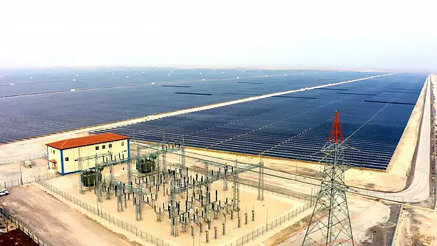 Güneş enerjisi maliyetleri önlüyor