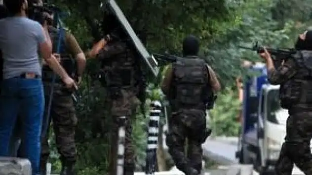 İstanbul'da helikopter destekli operasyon