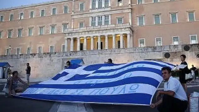 'Türk yatırımcı Yunanistan'a uzak durmalı'