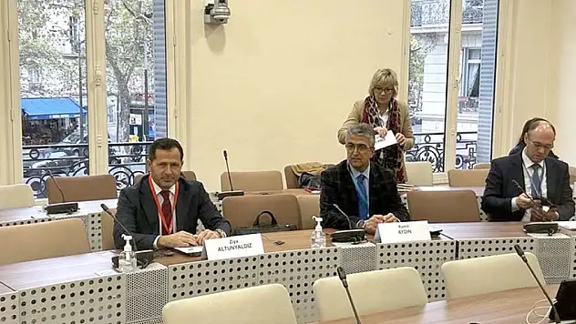 Milletvekili Altunyaldız Paris'te çalışmalarını sürdürüyor