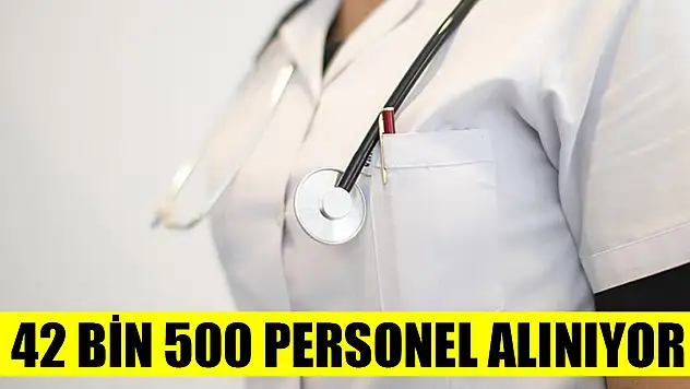 Sağlık Bakanı Fahrettin Koca 'hayırlı olsun' diyerek dyurdu: 42 bin 500 personel alınıyor