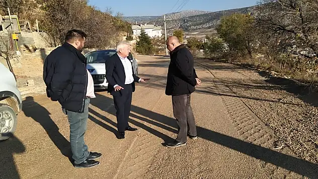 Bozkır'da mahalleler sıcak asfalta kavuşuyor