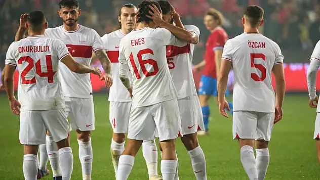 Türkiye, Çekya'yı 2 golle geçti