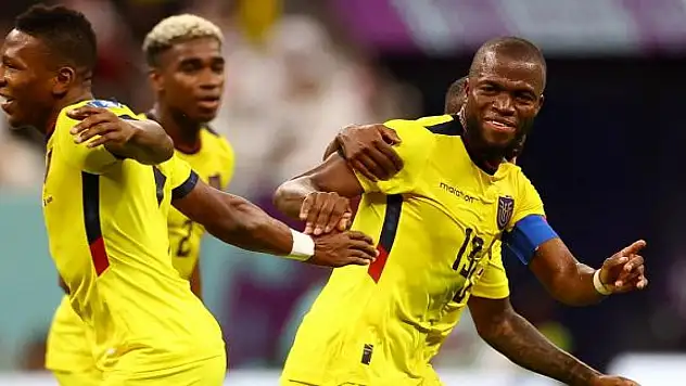 Ekvador Enner Valencia ile güldü