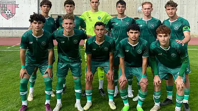 Konyaspor U19 takımı, lideri elinden kaçırdı
