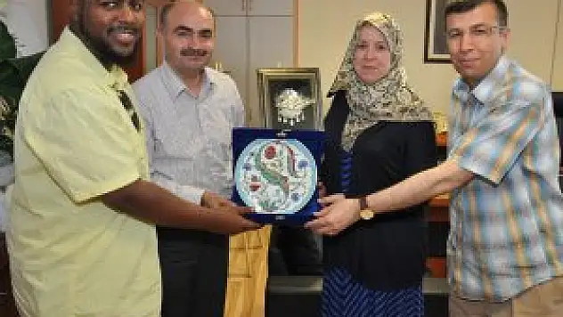 ABD Zaytuna College'den Neü'ye ziyaret