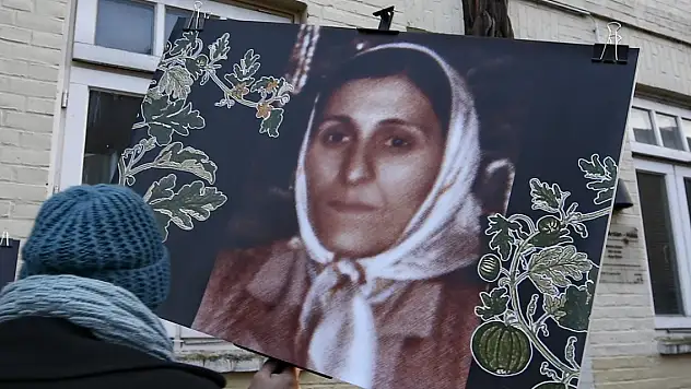 Neonazilerin 3 Türk'ü öldürmesinin üzerinden 30 yıl geçti