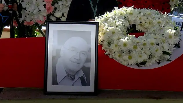 Gazeteci ve spor yorumcusu Hıncal Uluç, son yolculuğuna uğurlandı