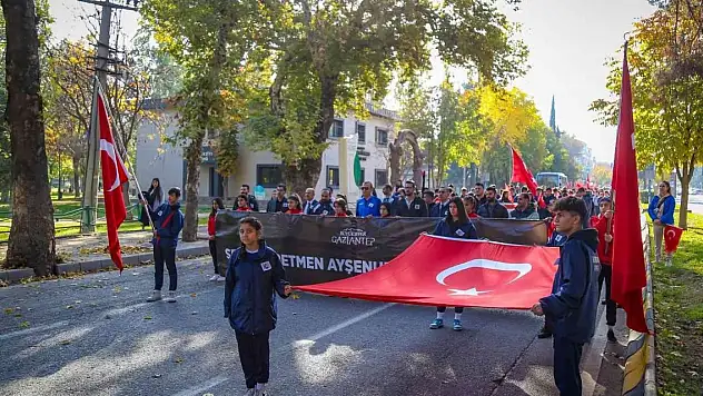 Şehit öğretmen Ayşenur Alkan'ın anısına yürüdüler