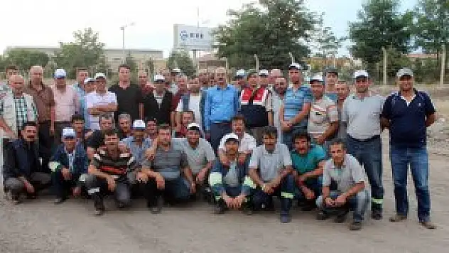 Jandarma devreye girdi, işçilerin grevi sona erdi