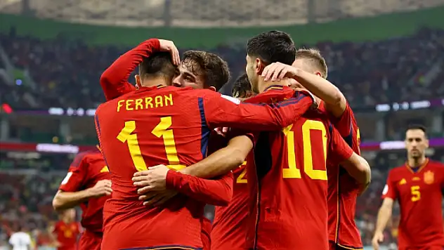 İspanya'dan 7 gollü şov