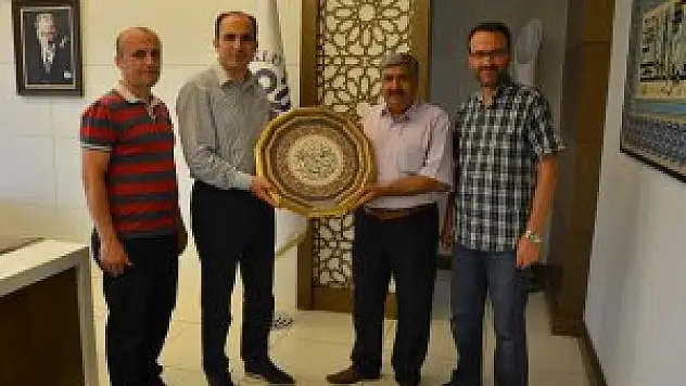 ​Kitap Dostları Topluluğu'ndan Altay'a teşekkür