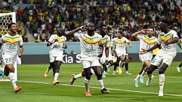 Senegal son 16'da! Ekvadar kupaya veda etti