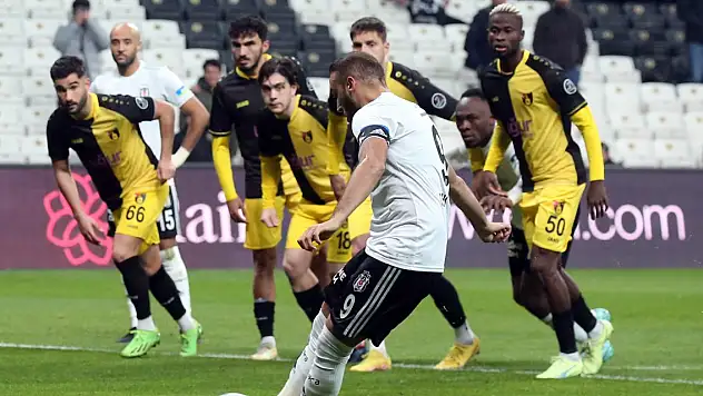 Beşiktaş hazırlık maçında farka koştu