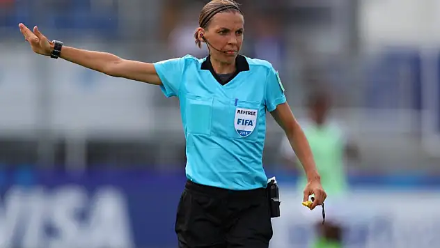 Dünya Kupası'nda ilk kez bir kadın hakem maç yönetecek