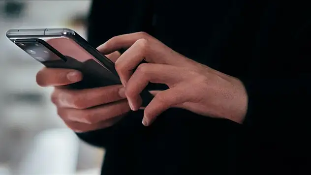 SGK'dan IBAN numaralı SMS uyarısı