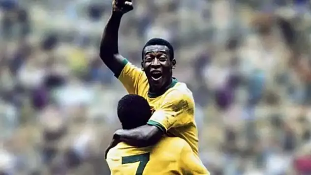 Brezilyalı futbol efsanesi Pele'den kötü haber