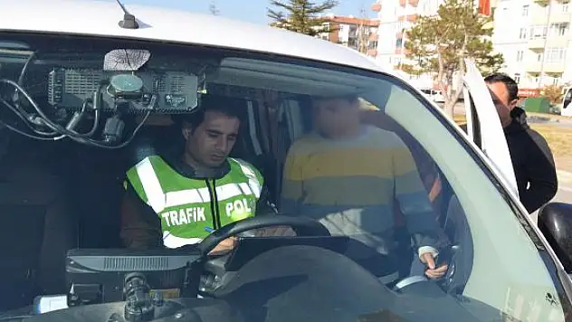 12 yaşındaki sürücü: Kaç para ceza yedim