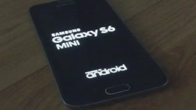 İşte Samsung'un son bombası: Galaxy S6 Mini