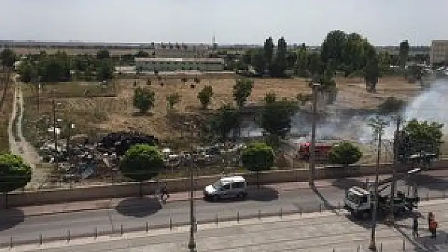 Adliye-cezaevi arasında yangın