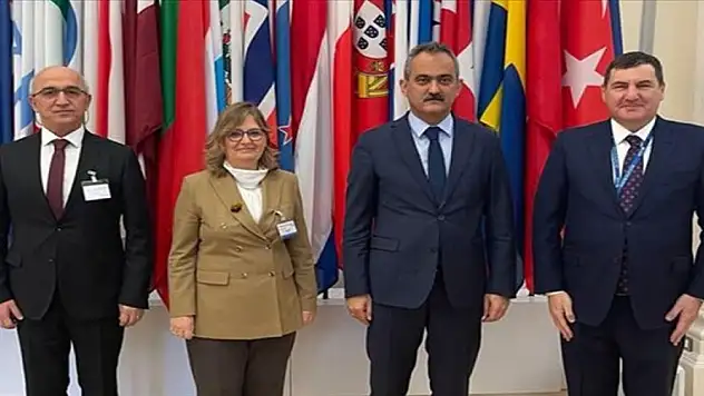 'Türkiye'de son 20 yılda eğitim alanında yapılanlar tüm ülkelere örnek'