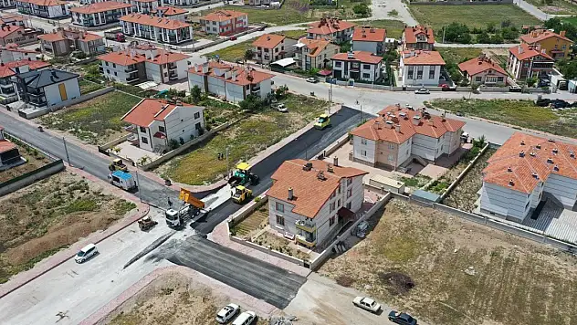 Karatay'da bu yıl yapılan yol yapım çalışmaları