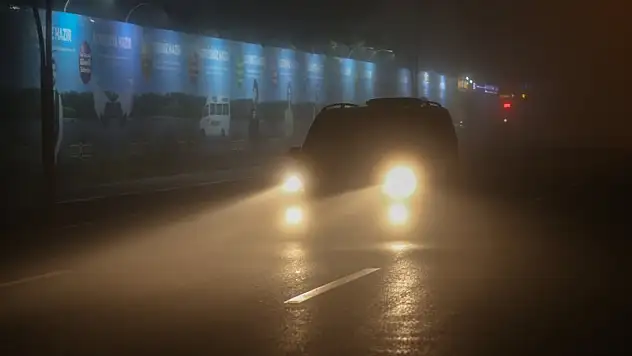 Ankara'da yoğun sis etkili oldu