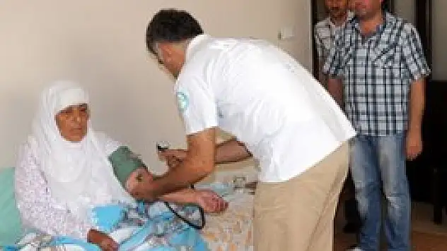 Yaralılara evde sağlık hizmeti veriliyor
