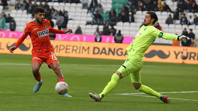 Konyaspor'da Sehic'ten kötü haber! Beşiktaş maçında da olmayabilir