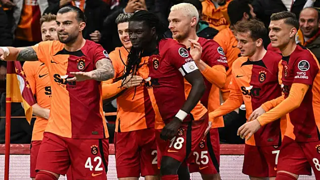 Galatasaray liderliğe yükseldi