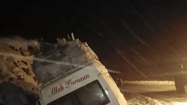 Kar ulaşımda aksamalara neden oldu