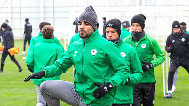 Konyaspor'da mesai başlıyor