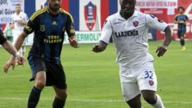 Karabükspor bileğinin hakkıyla: 3-2