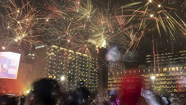 Dünya, 2023'e böyle merhaba dedi