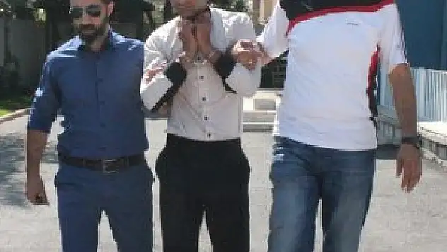 Ambulanstan inip ölüme gitti