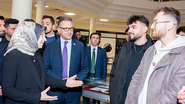 Selçuk Üniversitesi'nde öğrencilere çorba ikram edildi