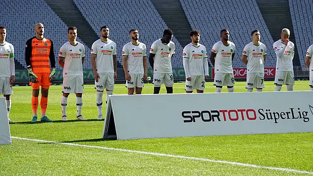 Konyaspor'da Sehic oynayamadı, Zymer oynadı