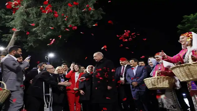 Başkan Erdoğan'dan siyasi partilere mesaj: Meclis'imizden geçeceğini ümit ediyoruz