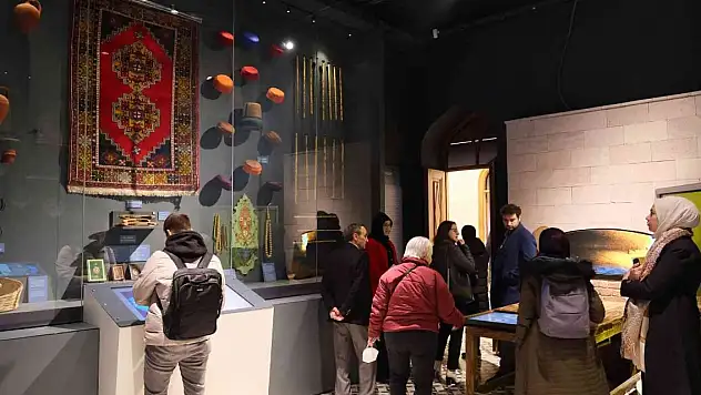 Konya Darü'l Muallimat-ı eseri okurlarla buluşturdu