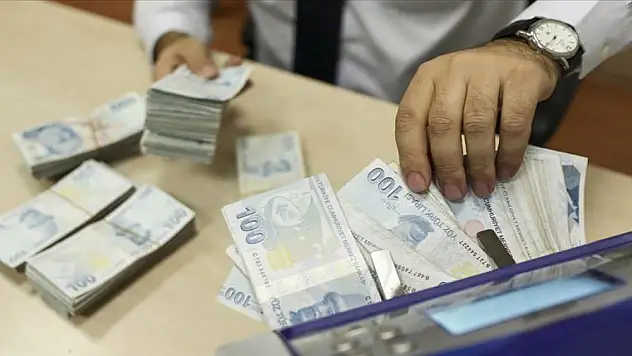 AK Parti'de 'EYT' sunumu