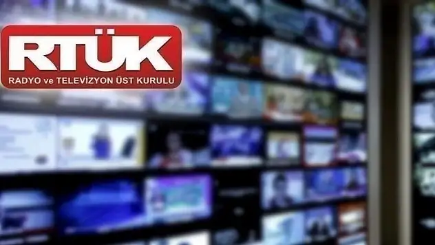 RTÜK'ten Flash TV'ye 3 kez program durdurma cezası