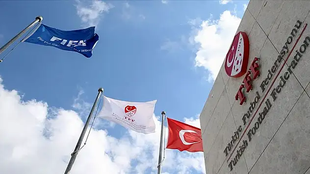 Ümit Milli Takım'ın yeni hocası Levent Sürme oldu